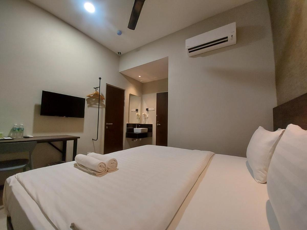 Miico Hotel @ Mount Austin Johor Bahru Exterior photo