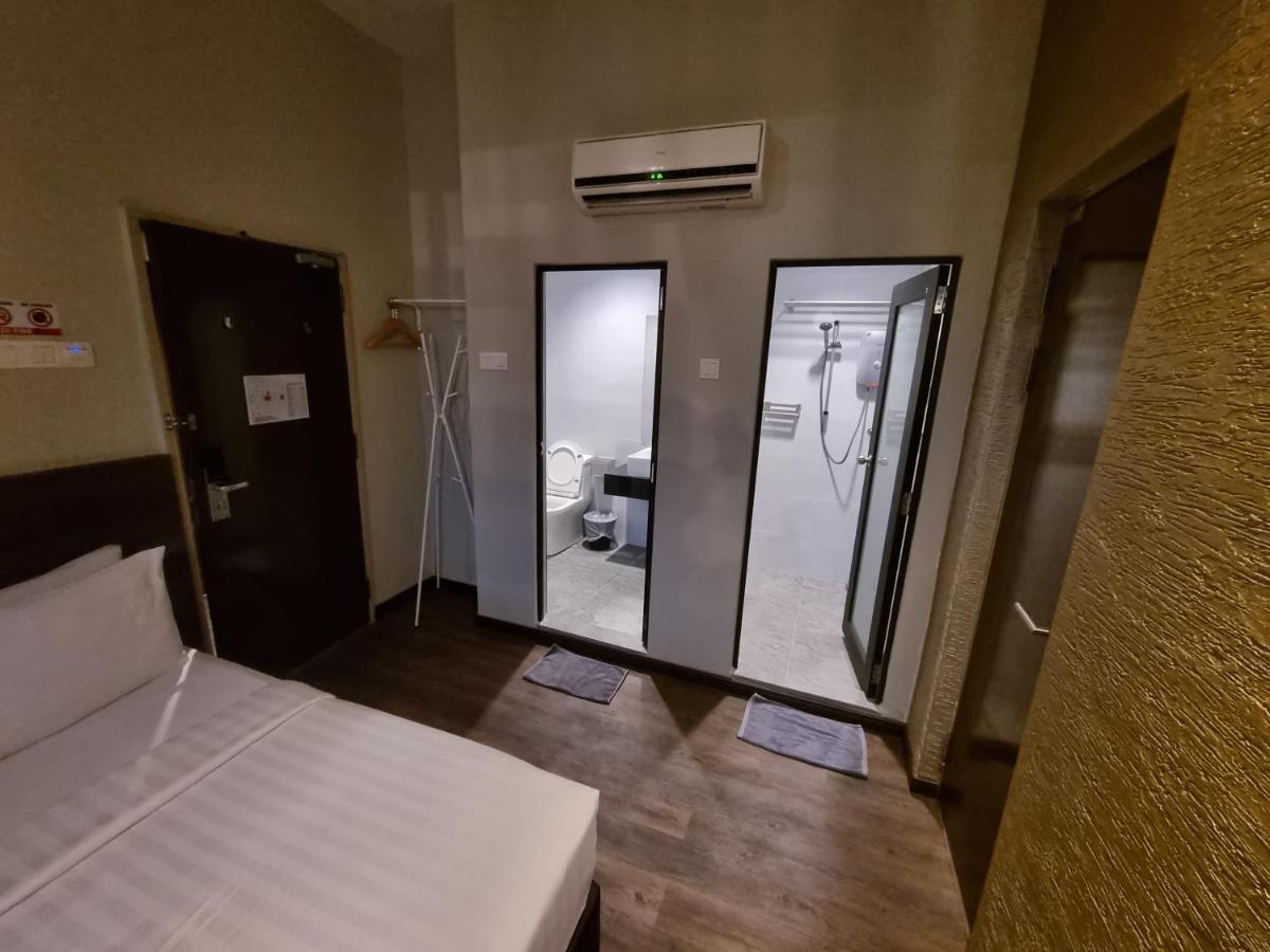 Miico Hotel @ Mount Austin Johor Bahru Exterior photo