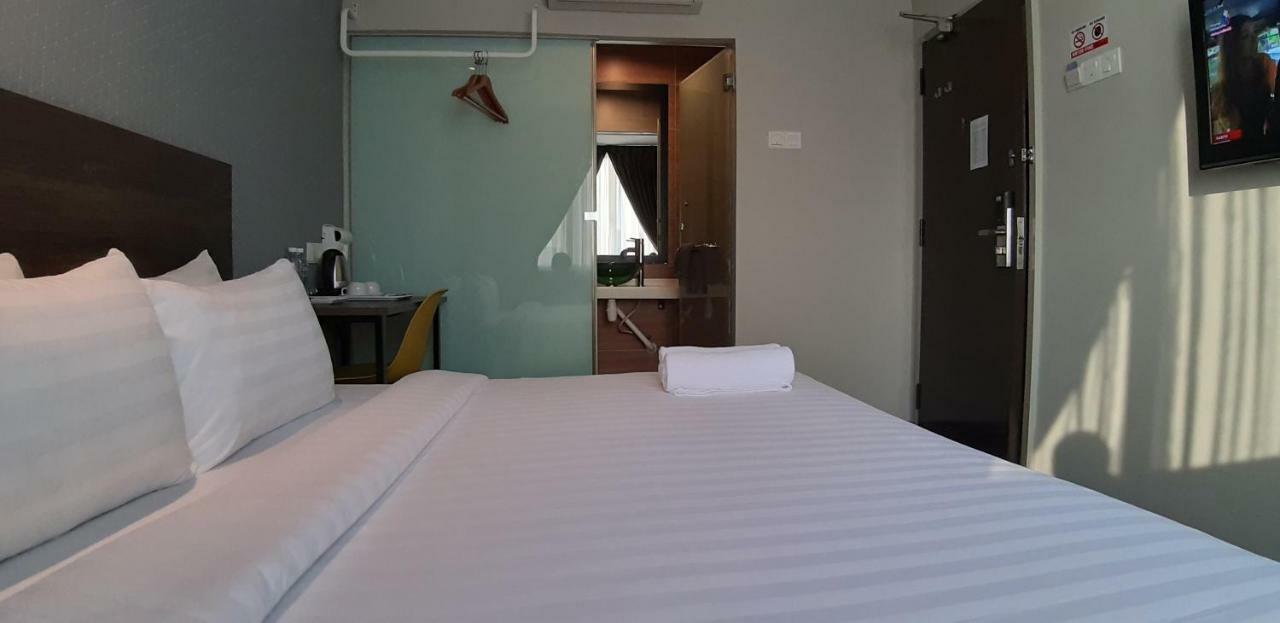 Miico Hotel @ Mount Austin Johor Bahru Exterior photo