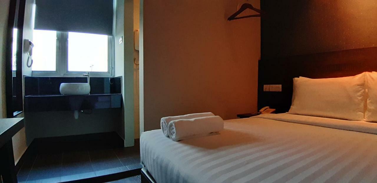 Miico Hotel @ Mount Austin Johor Bahru Exterior photo