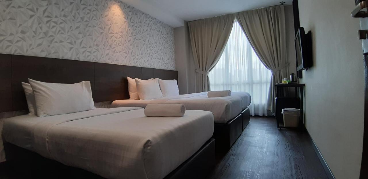 Miico Hotel @ Mount Austin Johor Bahru Exterior photo